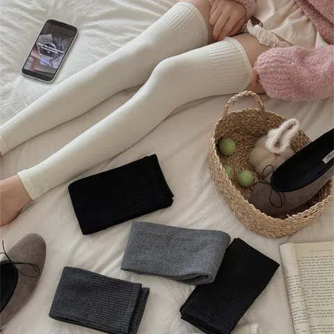 Women's Over-The-Knee Leg Warmers Winter Thickened Warm Knit Polyester Footless Socks Solid Color Minimalist Boot Cuffs