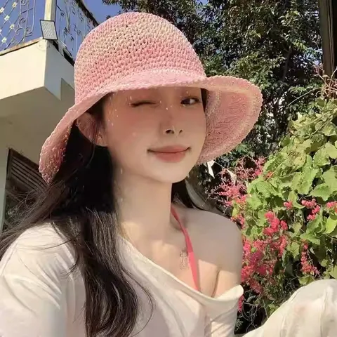 Chapeau Bob en Paille Tissée pour Femmes Large Bord Vacances Plage Chapeau de Soleil d'Été Protection UV Décontracté