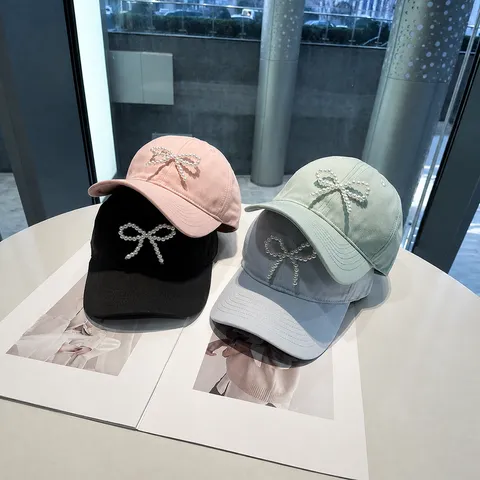 Casquette de Baseball en Coton pour Femmes Décorée de Noeuds de Perles Réglable Décontractée Sport Chapeau de Soleil Brodé à la Machine