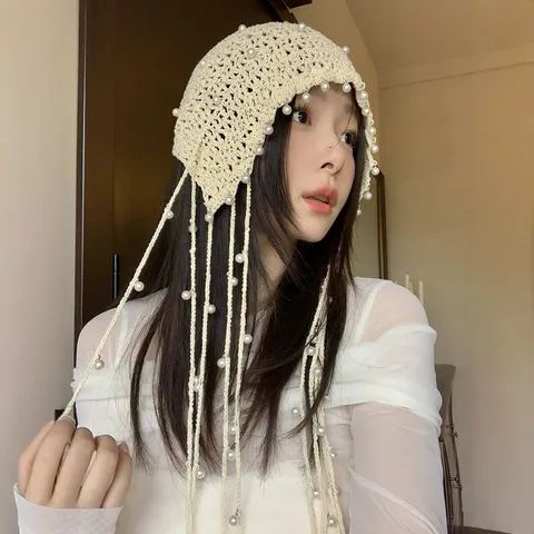 Bonnet en Tricot Creux pour Femmes Coton Style Pastoral Glands de Perles Ajouré Été Protection Solaire Accessoires