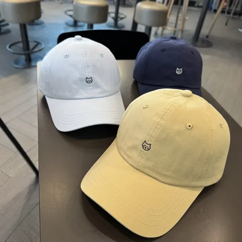 Casquette de Baseball Unisexe en Mélange Coton Polyester Mignonne Broderie Chat Bord Courbé Protection Solaire Chapeau Casual Homme Femme