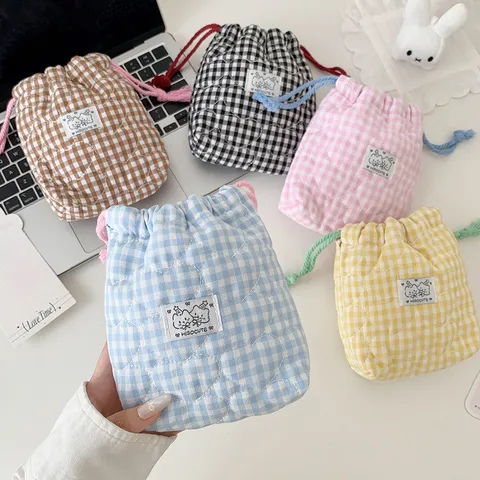 Trousse de Maquillage à Carreaux Style Coréen Mignon Écusson Dessin Animé Tissu Cordon de Serrage Pochette Filles Sac de Rangement Voyage