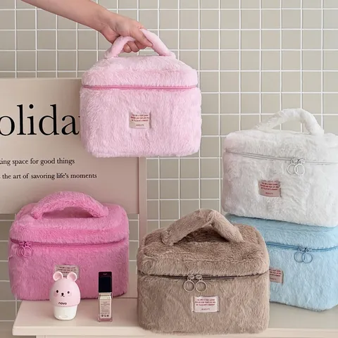 Ins Mignon Peluche Trousse de Maquillage Grande Capacité Voyage Portable Sac de Rangement Soin de la Peau Doux Moelleux Pochette Maquillage Trousse de Toilette