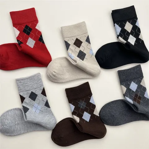 Estilo Británico Estampado Rombos Mezcla de Lana Calcetines Medios Otoño Invierno Gruesos Cálidos Para Mujer