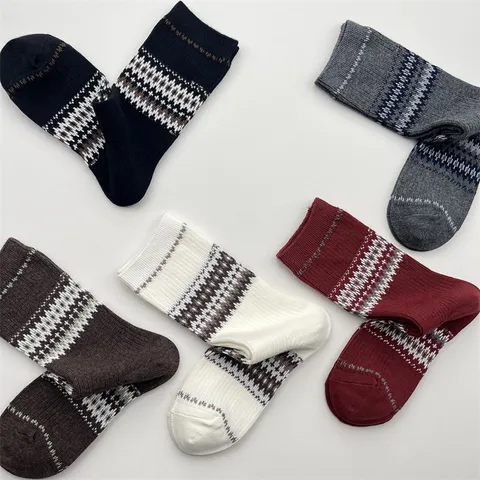 Γυναικείες Vintage Εθνοτικές Fair Isle Ριγέ Κάλτσες Φθινόπωρο Χειμώνας Ζεστές Βαμβακερές Πλεκτές