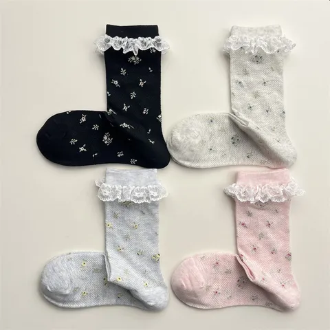 Calcetines de Tubo Medio Transpirables de Malla Floral Dulce Japonesa para Mujer Calcetines con Volantes de Encaje de Algodón de Verano