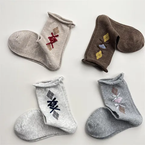 Calcetines Medios Vintage con Puño Enrollado y Patrón de Diamantes Diseño de Lazo Dulce Calcetines apilados diarios de algodón para mujer