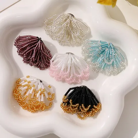 Elegante Francés Bloque de Color Con Abalorios Flor Hueca Accesorio DIY Cuenta de Cristal Hecho a Mano Pendiente Horquilla Broche
