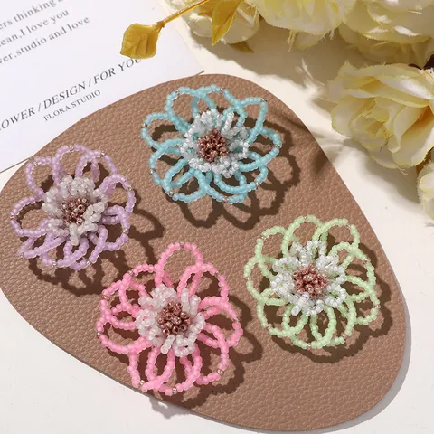 Estilo Bosque Fresco Hecho a Mano Abalorios de Vidrio Flor Calada Accesorio de Joyería DIY Dije Artesanal Para Pendientes Broche