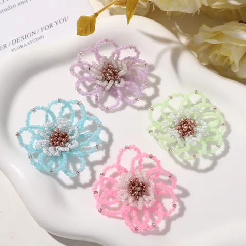 Estilo Bosque Fresco Hecho a Mano Abalorios de Vidrio Flor Calada Accesorio de Joyería DIY Dije Artesanal Para Pendientes Broche