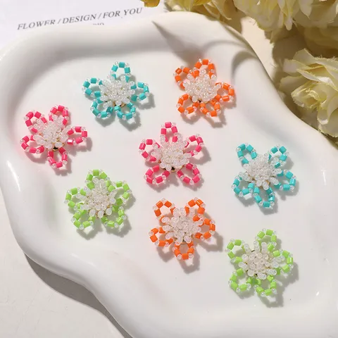 Cuenta de Vidrio Hecha a Mano Flor Hueca Accesorio DIY Lindo Pendiente Anillo Horquilla Material de Manualidades
