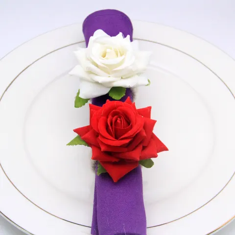 Ronds de Serviette de Fleur de Rose Artificielle Faits Main Support de Serviette en Tissu pour Fête de Mariage Table à Manger d'Hôtel Décoration de Dîner