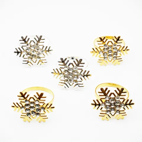 Ronds de Serviette Flocon de Neige en Métal Alliage Strass Porte-Serviette Décoration de Table pour Fête de Mariage de Noël