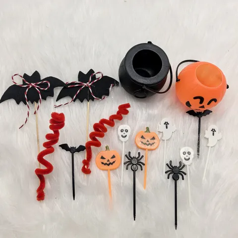 Seau à Citrouille d'Halloween Fantôme Araignée Chauve-souris Crâne Décoration de Table de Dessert de Fête et Piques à Fruits