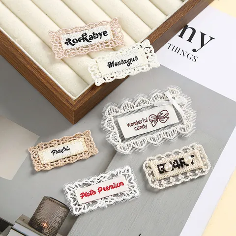 Spitze Buchstabe Stickerei Aufnäher DIY Dekorative Applikation Ajour Schleife Kleidung Zubehör Stoff Applikation Handwerk
