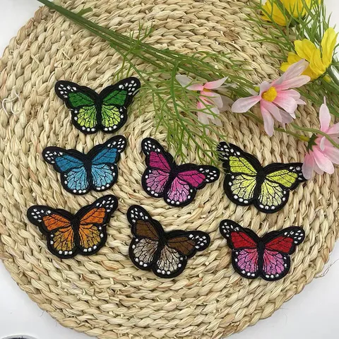 Exquisite Bunte Schmetterling Stickerei Aufnäher Aufbügler Für DIY Kleidung Reparatur Dekorative Abzeichen