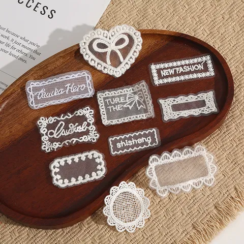 Witte Kant Borduurwerk Patches DIY Naaien Applique Kleding Accessoires Decoratieve Badges Voor Kleding