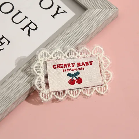 Leuke Cartoon Kant Borduurpatch DIY Handgemaakte Kledingaccessoires Kers Strik Puppy Applicatie Voor Kleding Broek Hoed