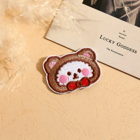 Schattige Cartoon Dier Strijkpatch Geborduurde Stoffen Patches DIY Applicatie Kleding Accessoires Decoratieve Badge