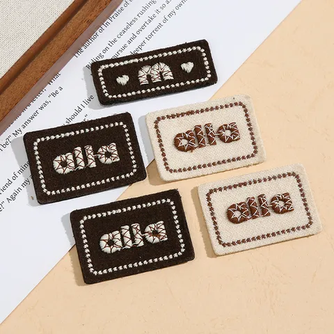 Mehrfarbige Buchstaben Aufnäher Stickerei Patch DIY Kleidungsstück Dekorative Zubehör Applikation Für Kleidung Taschen Und Hüte