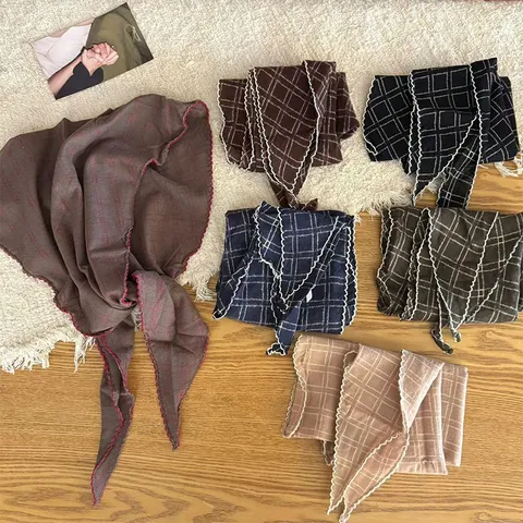 Vintage Plaid Triangle Scarf Women Retro Checkered Wave Edge Commuting Neck Scarf Fashion Soft Polyester Shawl Wrap