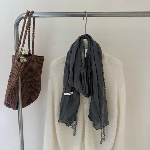Women Lightweight Pleated Scarf Solid Color Lace Trim Long Shawl Versatile Thin Neck Scarf Fashion Accessories