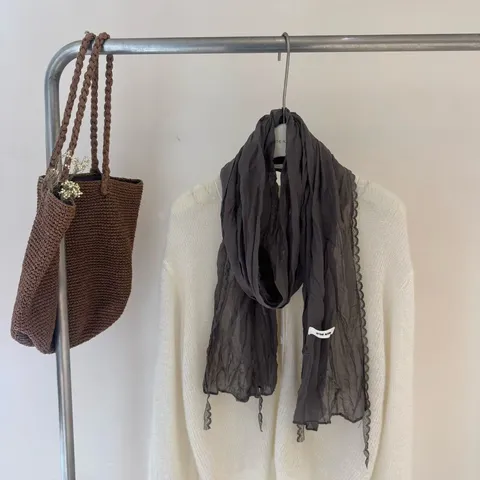 Women Lightweight Pleated Scarf Solid Color Lace Trim Long Shawl Versatile Thin Neck Scarf Fashion Accessories