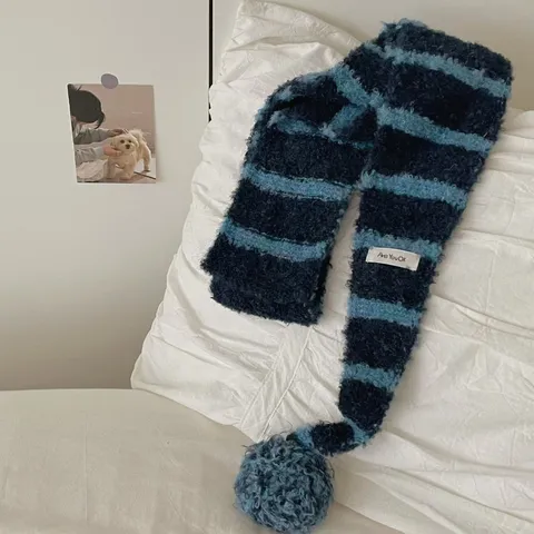 Winter Warm Knitted Scarf Contrast Color Striped Wool Blend Neck Warmer With Pom-Pom For Women Daily