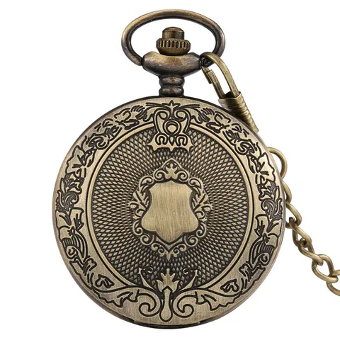 Vintage Retro Quartz Pocket Watch Classic Carved Shield Flip Cover Pocket Watch With Hanging Chain For Men Women Gift