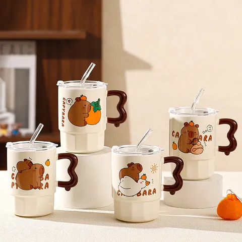 Tazza in Ceramica Simpatico Capybara Con Coperchio e Cannuccia Grande Capacità Tazza d'Acqua Regalo Creativo