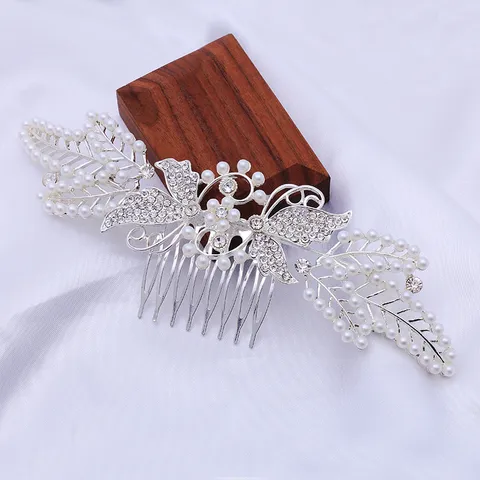 Femmes Strass Perle Artificielle Papillon Peigne à Cheveux Argent Alliage de Zinc Accessoires de Cheveux de Mariée Bijoux de Cheveux de Mode