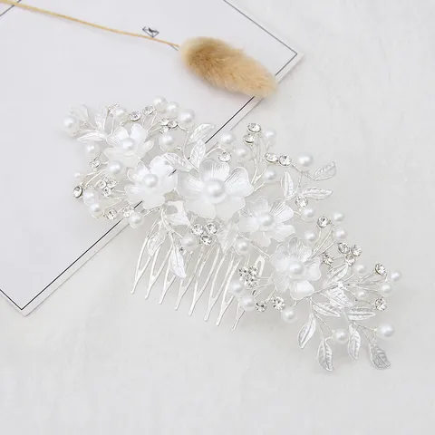 Femmes Strass Perle Artificielle Papillon Peigne à Cheveux Argent Alliage de Zinc Accessoires de Cheveux de Mariée Bijoux de Cheveux de Mode