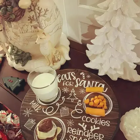 Hölzernes Weihnachts-Snack-Tablett Weihnachtsmann und Rentier Keks Milch Teller Runde Feiertag Essen Serviertablett für Weihnachtsfeier Heimdekoration