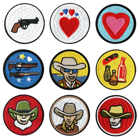 Full Embroidery Hunter Pistol Badge Patch Retro Western Style DIY Clothing Hat Bag Decorative Iron On Patch Applique