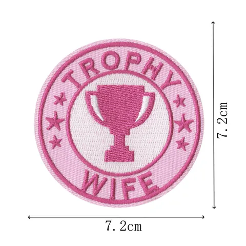 Rétro Bar Thème Slogans Anglais Et Figures Écussons en Tissu Brodés Accessoires de Vêtements DIY Applique Décorative Badges