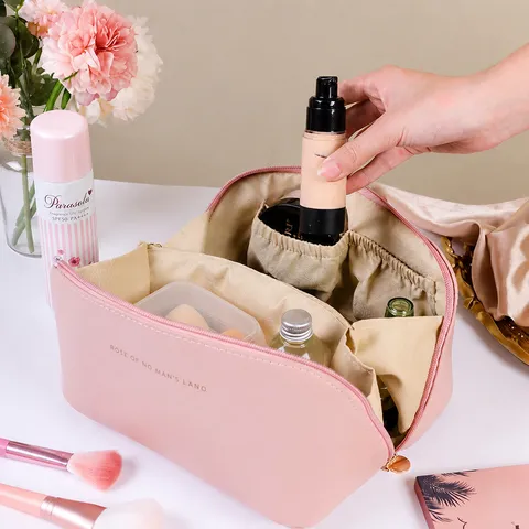Grande Capacité Trousse de Maquillage en Cuir PU Organisateur de Toilette de Voyage Pochette de Maquillage Portable Avec Imprimé Lettre Pour Femmes