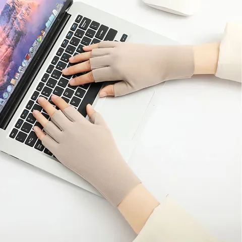 Unisex Winter Duits Fluwel Halve Vinger Handschoenen Elastisch Thermisch Polsbescherming Fietsen Dagelijkse Kleding