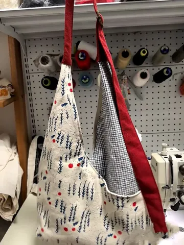 Borsa a Tracolla in Tela Dipinta a Mano Artistica Grande Capacità Casual Patchwork Crossbody Tote Bag Donna Eco Borsa