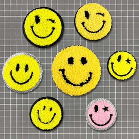 Chenille Embroidery Smiley Face Patches Cute Cartoon Glitter Edge Iron On Applique Badge For Clothes Hat DIY Decoration
