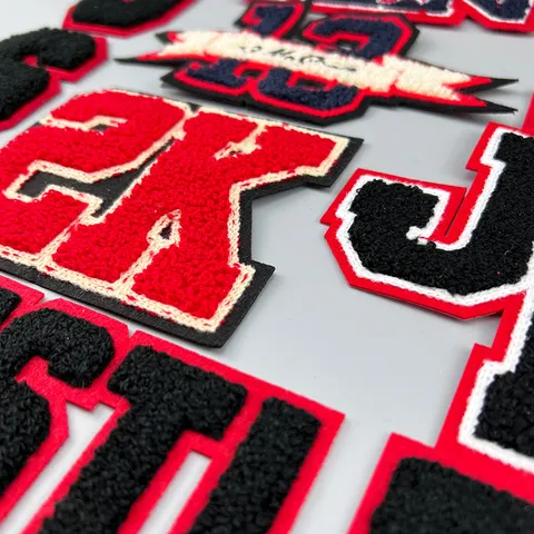 Bestickte Chenille Handtuch Bestickung Buchstaben Zahlen Aufnäher Für Baseball Jacke DIY Kleidung Dekorative Applikation Abzeichen