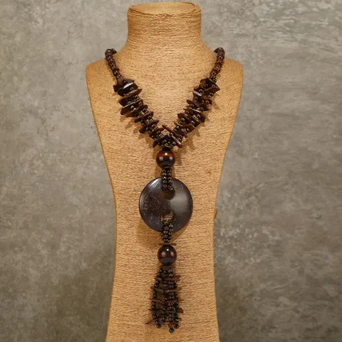 Vintage Bohemian Ethnic Handmade Wood Coconut Shell Layered Pendant Long Sweater Necklace Personalized Vacation Accessory For Women