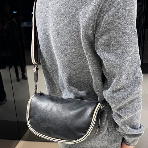 Borsa a Tracolla Casual da Uomo in Morbida Pelle Borsa a Spalla con Cuciture alla Moda Borsa Messenger da Lavoro Retro Borsa da Viaggio Quotidiana