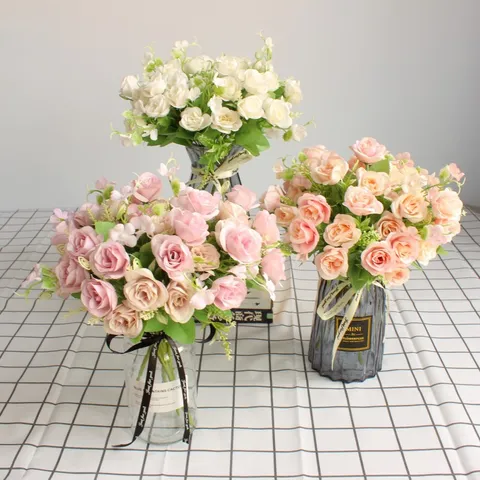 Mazzetto di Rose Fresche Fiori Artificiali in Seta Per Tavolo di Casa Festa di Matrimonio Cappello Torta Forniture Floreali Decorative