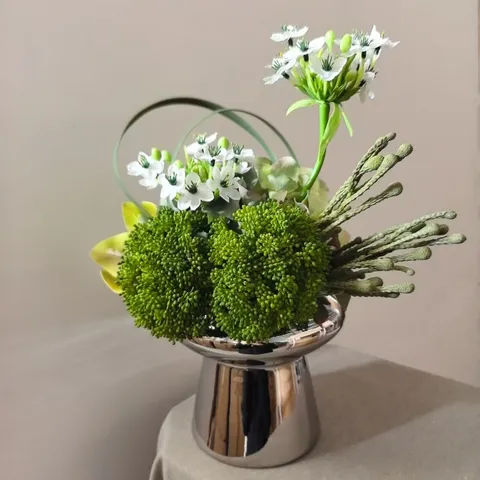 Modern Creative Artificial Flower Bouquet Silk Fabric Fake Flowers Home Decor Photography Props Wedding Decoration