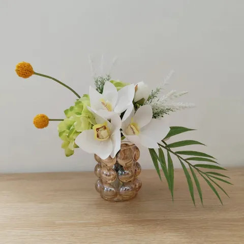 Bouquet de Fleurs en Soie Artificielle Blanc et Vert avec Hortensia Rose Orchidée Fausses Fleurs pour Centre de Table Décor de Mariage