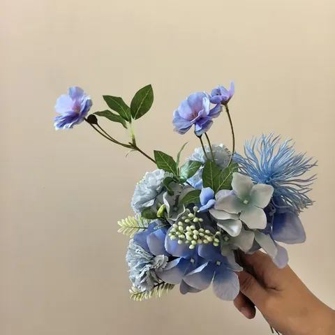 Bouquet de Fleurs Artificielles en Soie Bleue de Luxe Moderne Avec Arrangement Floral Hortensie Rose pour Décoration de Maison Fête de Mariage