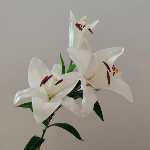 PU Artificial Lily Flower Lifelike Fake Floral Bouquet For Home Decor Living Room Wedding Photography Prop