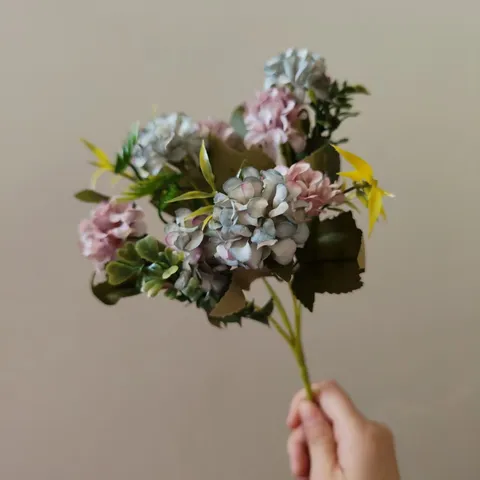 Ramo de Flores Artificiales de Seda de 9 Cabezas Crisantemo Lavanda Estilo Pintura al Óleo Arreglo Floral para Hogar Boda Fiesta Decoración de Fondo