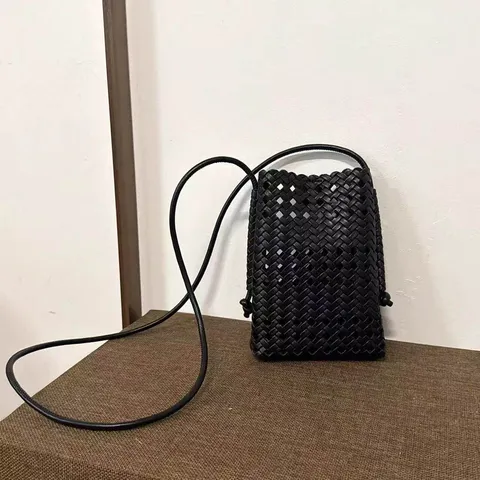 Sac Bandoulière Tissé en Cuir PU Souple Mode Femme Évidé Décontracté Sac Épaule Téléphone Chic Sac à Main Quotidien