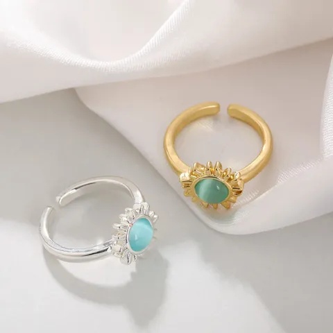 Retro Alloy Sunflower Cat's Eye Stone Open Ring For Women Vintage Light Luxury Electroplated Adjustable Finger Ring Jewelry Gift